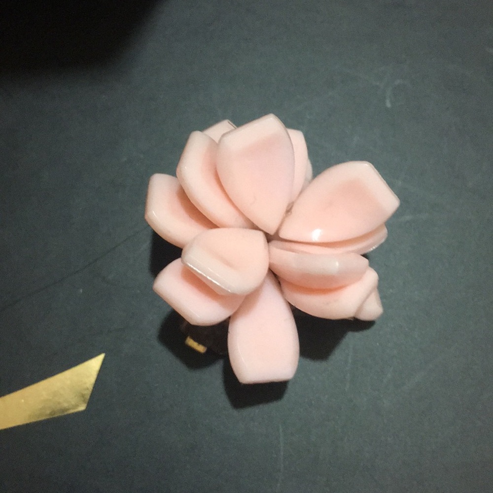 Beautiful earring - Picture 4 of 4